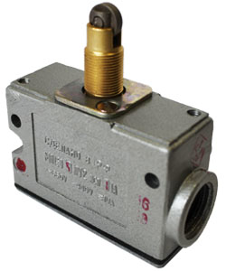 Микровыключатель МП 1303 У2 исп.01, IP54, толкатель с продольным расположением ролика, комбинированный, винт Электротехник