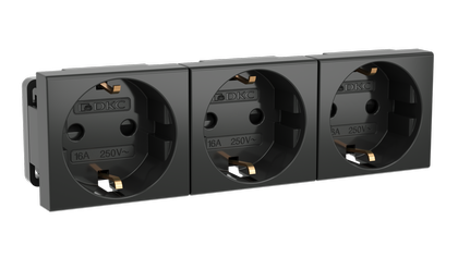 Тройная розетка Viva черная DKC