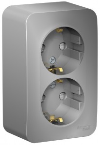 BLANCA Розетка ОУ 2-ая с заземл.со шторк.,изол.пл. 16А алюминий IP20 Schneider Electric