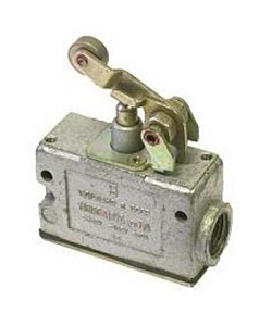 Микровыключатель МП 1306 У2 исп.01, IP54, рычаг с роликом, комбинированный, винт Электротехник