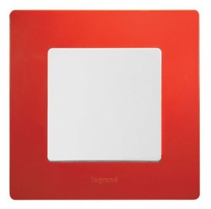 Etika Рамка горизонт/вертик 1-м . красный IP20 Legrand