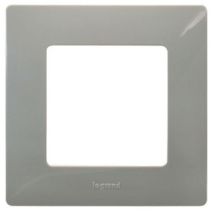 Etika Рамка горизонт/вертик 1-м . светлая галька IP20 Legrand