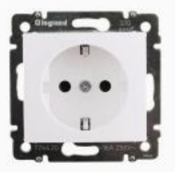 VALENA Механизм розетки без лицевой панели СУ с заземл 16А белая IP20 Legrand