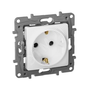 Etika Механизм розетки без лицевой панели СУ 1 мест.(земля.шторки) 16А белая IP31 Legrand