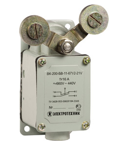 Выключатель концевой ВК-200-БВ-11-67У2-32, V-образный рычаг с роликом на каждом плече, без сальника, ход влево, cамовозврат, ступень 3- 61мм, IP67