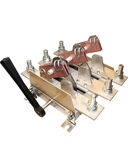 Разъединитель РЕ19-41-31150-00 УХЛ3, 1000А, 3-х полюсный на одно направление, боковая смещенная рукоятка Электротехник