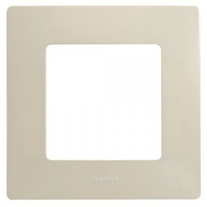 Etika Рамка горизонт/вертик 1-м . слоновая кость IP20 Legrand