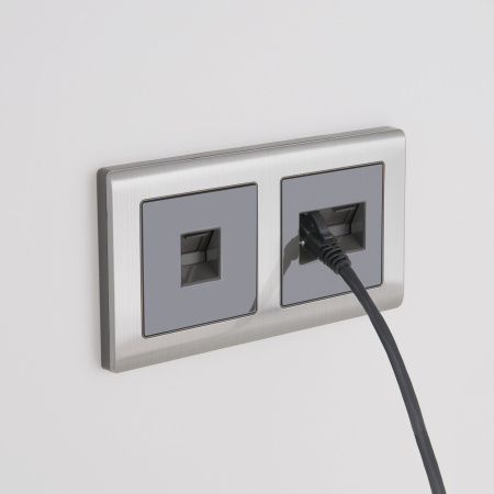 Metallic Рамка на 2 поста (глянцевый никель) Werkel