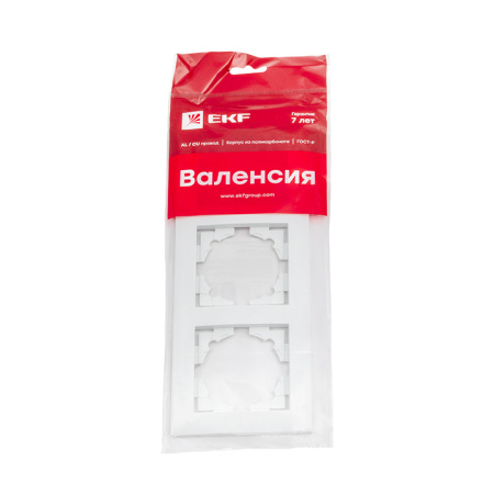 Валенсия Рамка 3-местная белая EKF