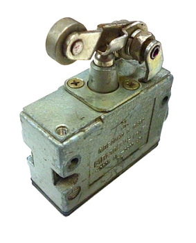 Микровыключатель МП 2306 У2 исп.03, IP54, рычаг, торцевой, винт Электротехник