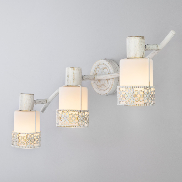 Настенный светильник 3*E14 40Вт белый с золотом IP20 Silvia (20025/3 белый с золотом) Eurosvet