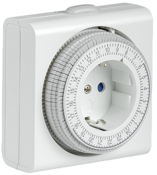Розетка-таймер механический РТМ-3 15мин 24ч 96on/off 16А IP20 IEK