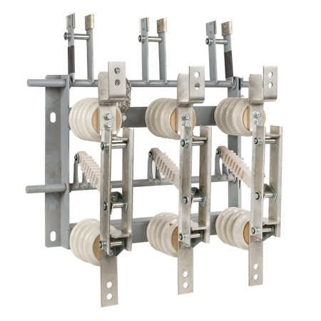 Разъединитель РВЗ-10/630-I УХЛ3 с приводом ПР-10 Stingray 6 EKF