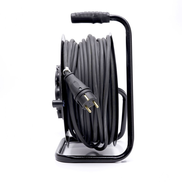 Удлинитель на металлической катушке с/з Stekker, PRF01-41-50, 50м, 4 гнезда с/з 3*2,5, серия Professional (УХз-16), черный