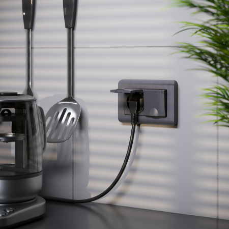 Розетка двойная влагозащ. с зазем. с защит. крышками и шторками (графит рифленый) СУ IP44 Werkel