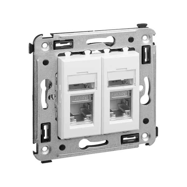 Компьютерная розетка RJ-45 в стену, кат.5e двойная экранированная, "Avanti", "Белое облако" DKC