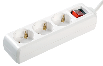 Удлинитель У03К-выкл. 3 места 2P+PE/1,5м 3х1мм2 16А/250В IEK