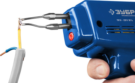 Импульсный паяльник в наборе, 150Вт, нагрев 6 сек., канифоль, припой, 2 сменных жала, в кейсе ЗУБР