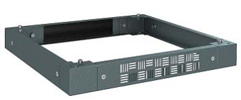 Цоколь перфорированный с щеточным вводом 600 x 600 x 100 для напольных 19" IT-корпусов ДКС серии CQE, RAL7011 DKC