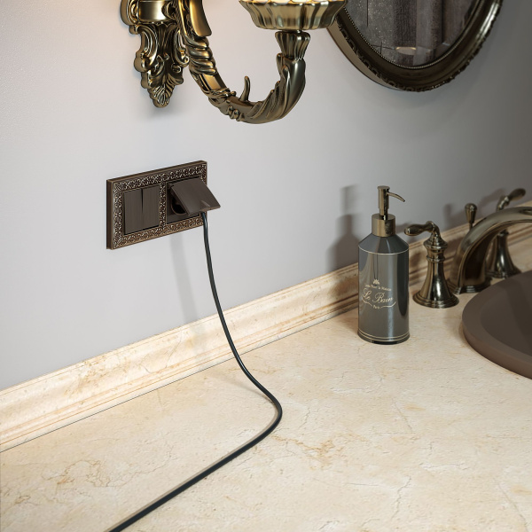 Накладка для розетки IP44 с крышкой (бронзовый) Werkel