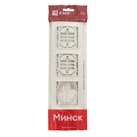 Минск Рамка 4-местная горизонтальная белая EKF