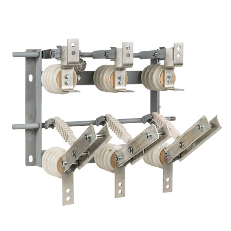 Разъединитель РВЗ-10/630-I УХЛ3 с приводом ПР-10 Stingray 6 EKF