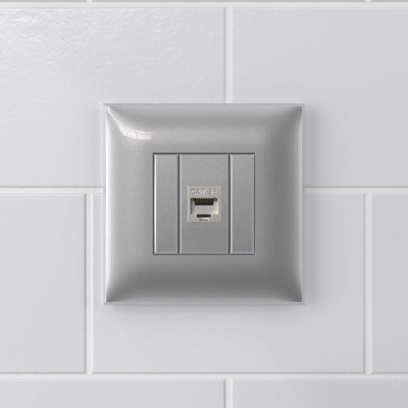 Компьютерная розетка RJ-45 без шторки в стену, кат.5e одинарная экранированная, "Avanti", "Закаленная сталь" DKC