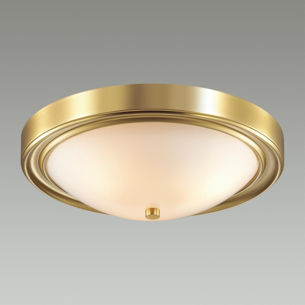 Настенно-потолочный св-к E27 3*60W 220V NINA латунь LUMION