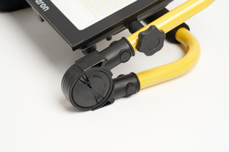 Светодиодный прожектор Feron LL-515 переносной 70W, 6400K, IP65