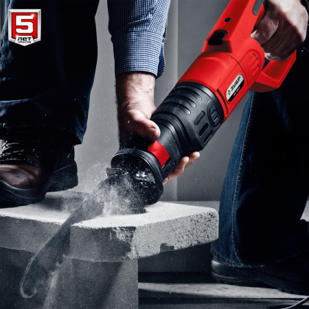 Пила сабельная (электроножовка), ЗПС-1400 Э, 1400 Вт, 0-2800 ход/мин, рез 255 мм (дерево), 20 мм (сталь), ход штока 32 мм, маятник. ход ЗУБР