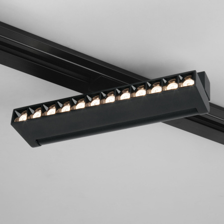 Трековый светильник для однофазного шинопровода черный Garda (85018/01) Elektrostandard