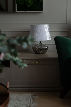 Настольная лампа 1*E27 60Вт Белый и Хром IP20 Adeline Z006-TL-01-W Maytoni