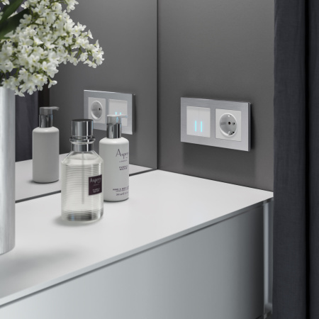 Сенсорный выключатель двухклавишный с подсветкой 1000 Вт (белый) СУ IP20 Werkel