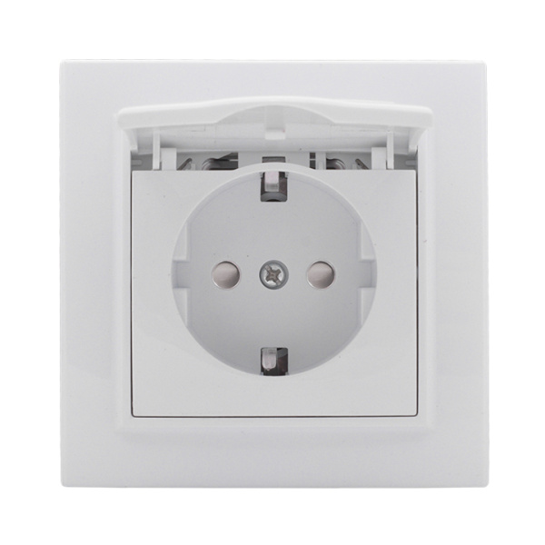 Минск Розетка 1-местная СП с заземлением и крышкой 16А белая с защ, штор, EKF