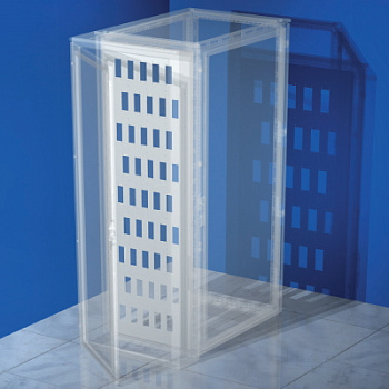 Панель под промышленные разъёмы, 40 (5 x 8) разъёмов, 1800 x 600мм DKC