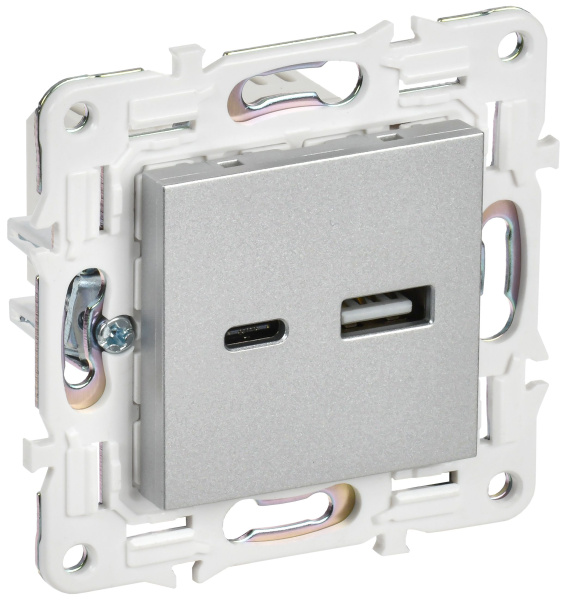 SKANDY Розетка USB A+C 18Вт SK-R13S серебряный IEK SKANDY Розетка USB A+C 18Вт SK-R13S серебряный IEK