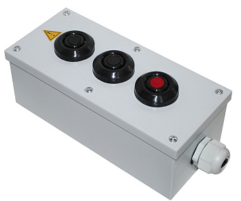 Пост управления ПКУ-15-21.131-40У2 (2*ВК30-10-11110-40(1з+1р) черная + 1*ВК30-10-11110-40(1з+1р) красная + PG-19) Электротехник