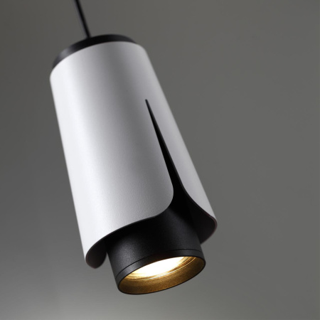 Св-к накл.,провод 2м IP20 GU10 9W 220V TULIP белый NOVOTECH