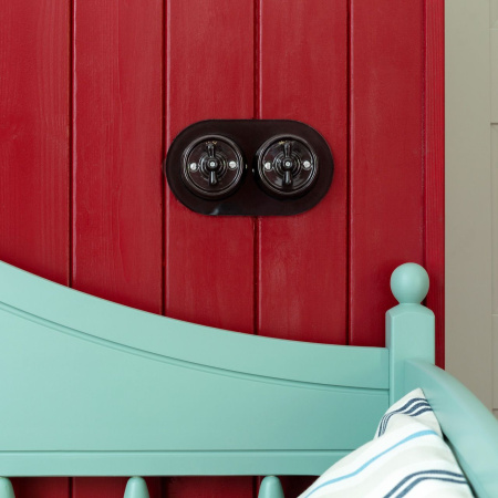 Favorit Runda Рамка на 2 поста (Черный) Werkel