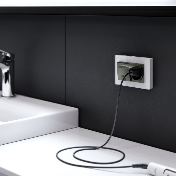 Розетка двойная влагозащ. с зазем. с защит. крышками и шторками (черный матовый) СУ IP44 Werkel