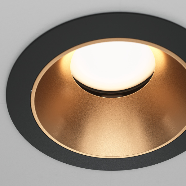 Встраиваемый светильник 1*GU10 10Вт Черный и Матовое золото IP20 Downlight DL051-U-1BMG Technical Maytoni