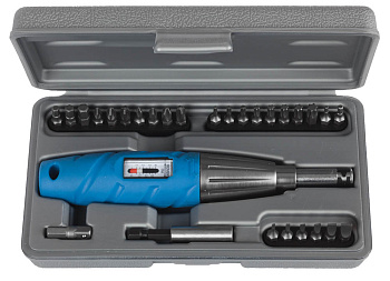 Динамометрическая отвертка Профессионал регулируемая 1-4 Нм ЗУБР