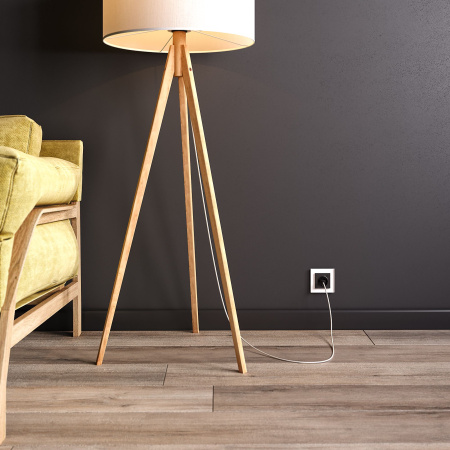 Умная встраиваемая розетка с заземлением с защитными шторками черная СУ IP20 Werkel