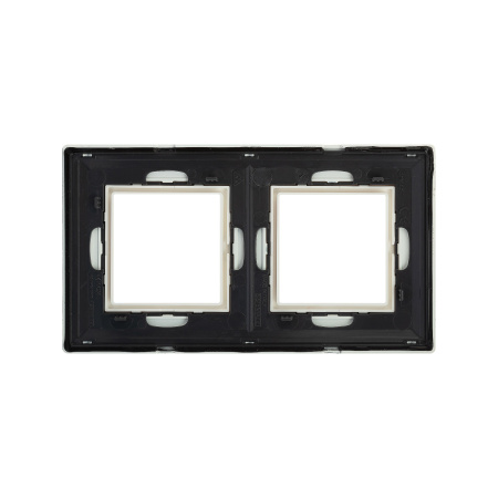 Рамка из металла, "Avanti", белая, 2 поста (4 мод.) DKC