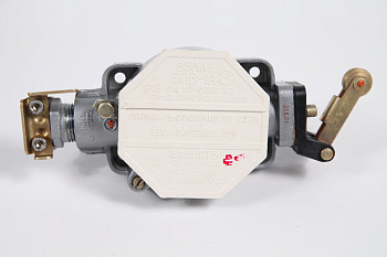 Выключатель путевой взрывозащищенный ВПВ-1А-11 ХЛ1 ВЭЛАН