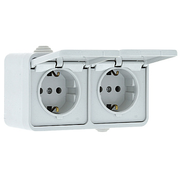 Прага Блок розетка-розетка 16А с/з с крышкой IP44 белая EKF