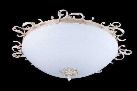 Потолочный светильник 5*E14 40Вт Кремовый IP20 Speria C900-CL-05-W Maytoni