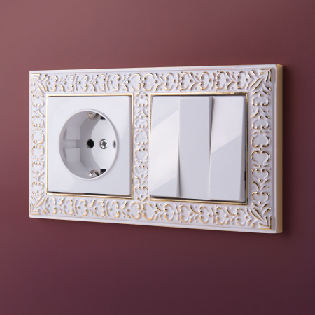 Встраиваемые механизмы Розетка СУ 1 мест. с зазем. и шторками 16А Белый IP20 Werkel