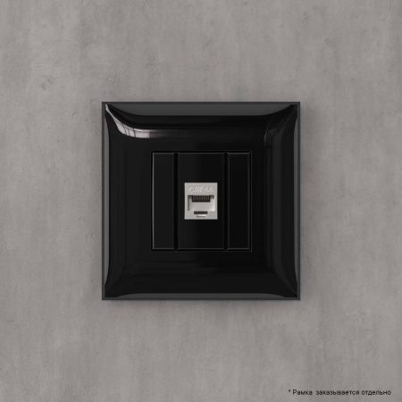 Компьютерная розетка RJ-45 без шторки в стену, кат.6А одинарная экранированная, "Avanti", "Черный квадрат" DKC