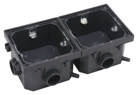 Donel Лючок 2 мод. (1 мод. 45х45 мм.), полированное серебро, IP44, (с уст. набором)